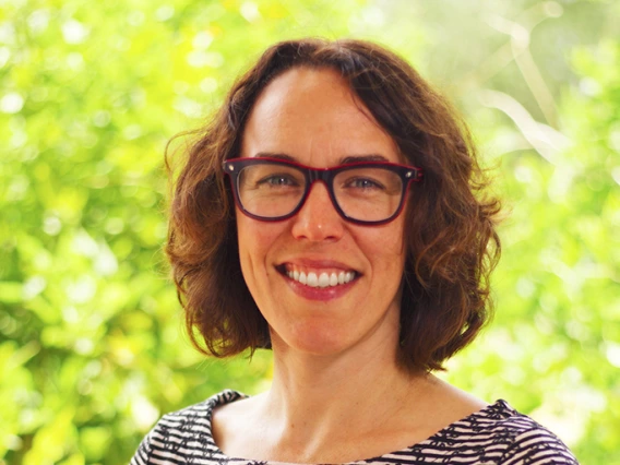 Melanie Hingle Headshot
