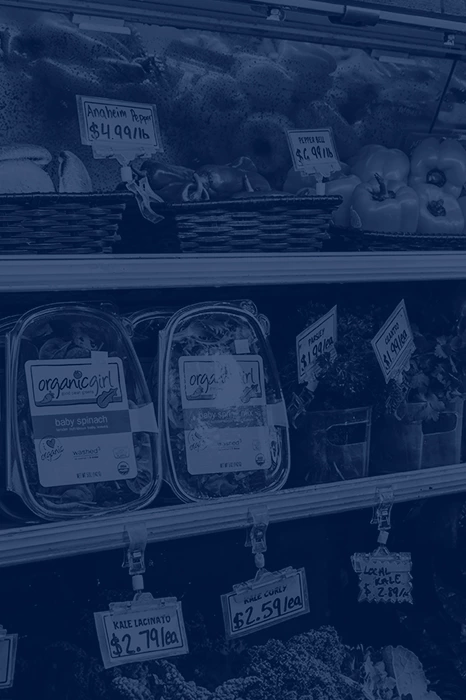 Display of organic produce at a Cochise County co-op.